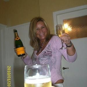 Meet your Posher, Deborah